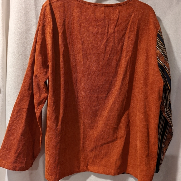 Zanzia orange and multi striped button down tunic in a ribbed polyester. - Picture 7 of 7